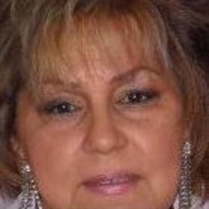 Meet your Posher, Yolanda